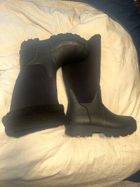Fitflop Wonderwelly ATB Fleece Lined boots, 9M, EUC